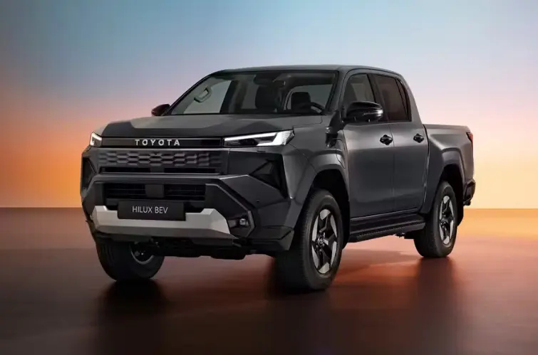 Nova Toyota Hilux estreia com versões híbrida, elétrica e a hidrogênio