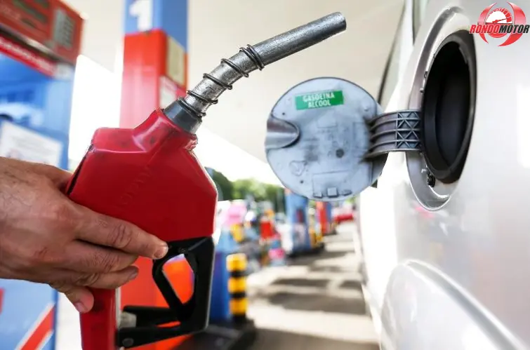 Governo aumenta teor de etanol na gasolina: veja o que muda para seu carro