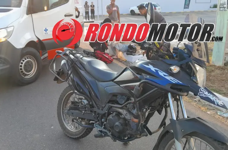 Homem provoca acidente na Duque de Caxias e foge após deixar moto app e passageira feridos