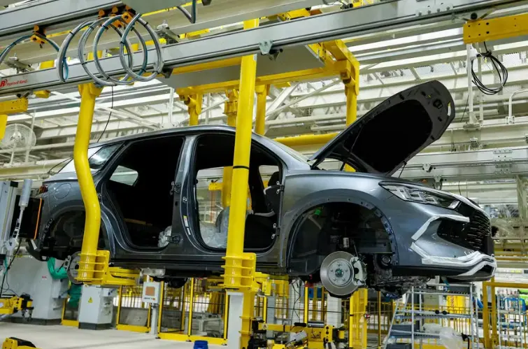 Carros elétricos montados no Brasil por kits pagarão imposto cheio já em 2027