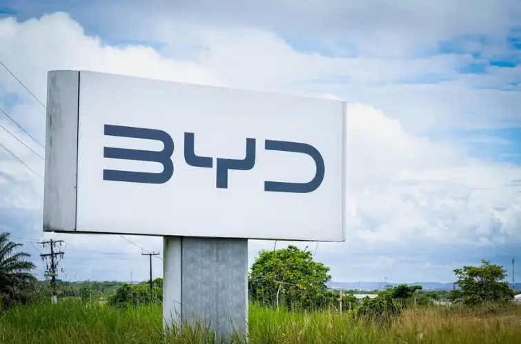BYD fecha acordo de R$ 40 milhões após caso de trabalho análogo à escravidão na Bahia