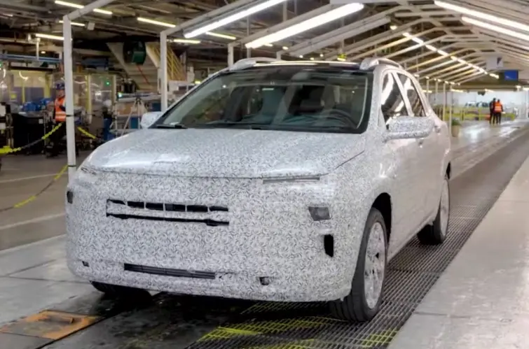 Compare as dimensões do SUV com VW Nivus e Fiat Fastback