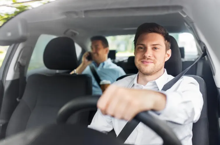 1 milhão de motoristas já economizaram mais de R$ 854 milhões com renovação automática da CNH
