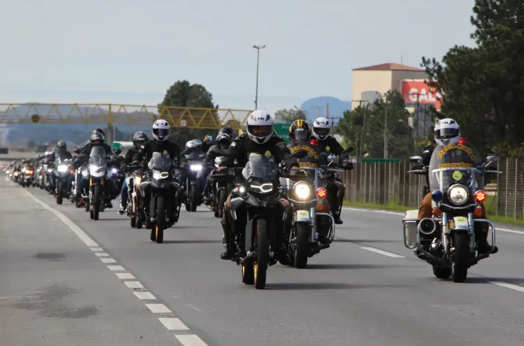 Cavalo de Aço realiza 3º Passeio Motociclístico com chegada no Espaço Alternativo