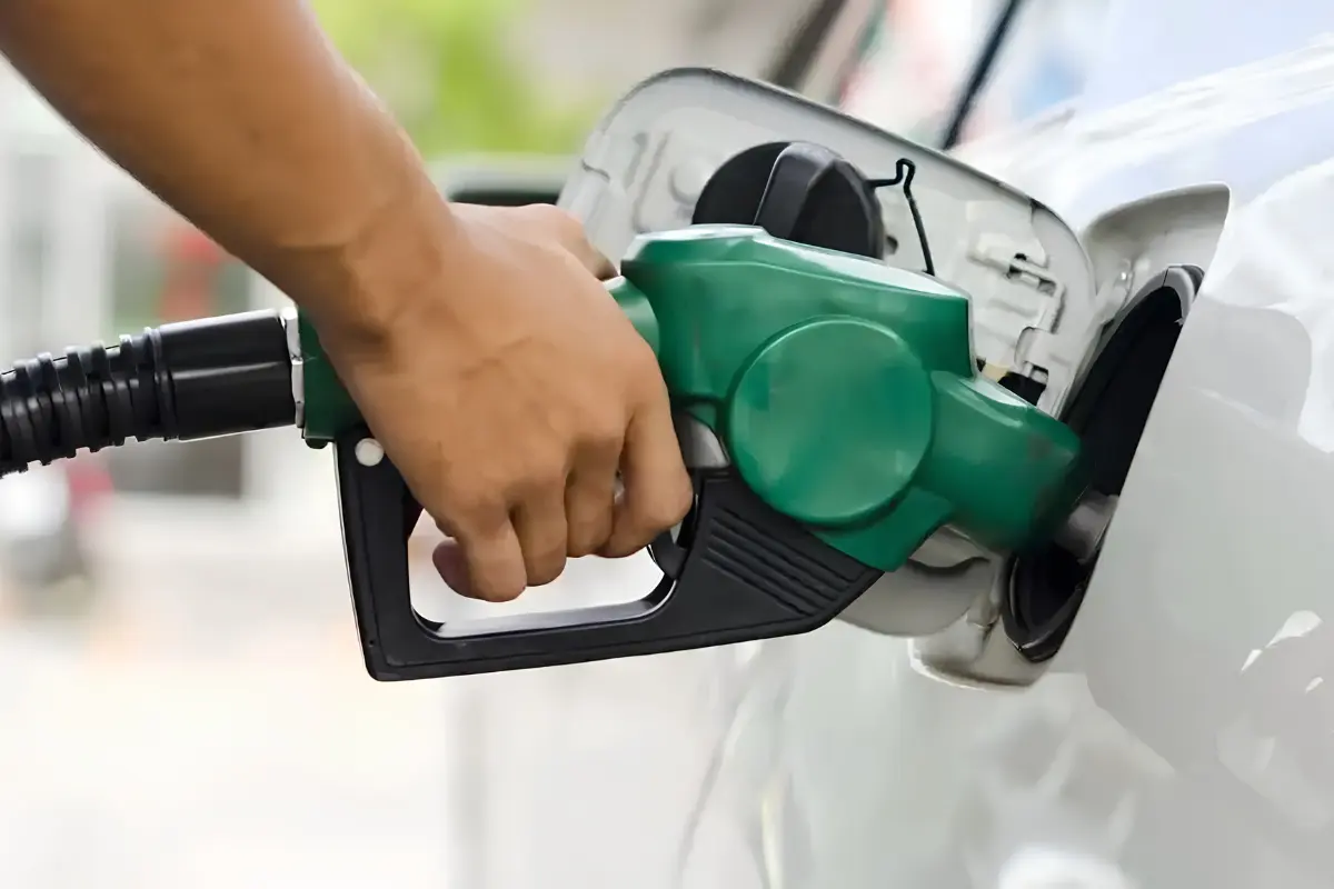 Possível gasolina com 35% de etanol gera alerta para motoristas; veja o que pode mudar