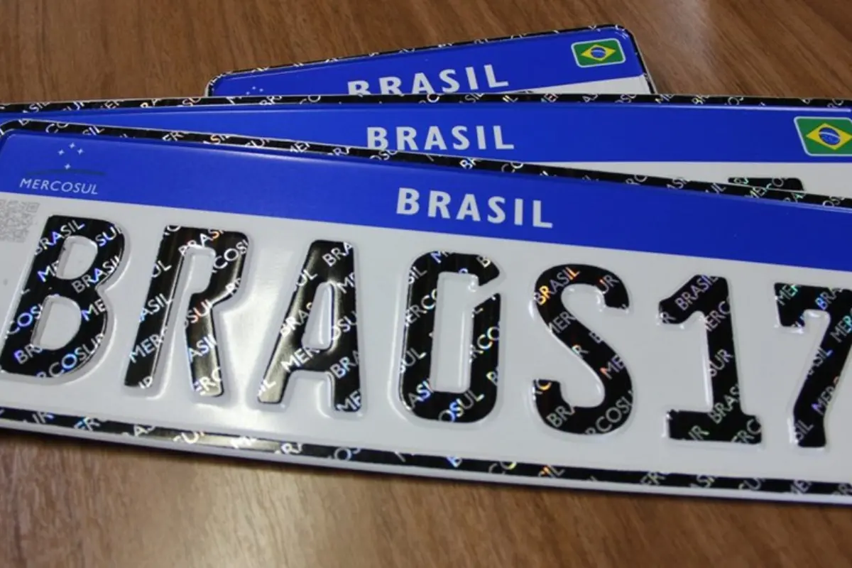 Perdeu ou danificou a placa do carro? Saiba como solicitar a segunda via