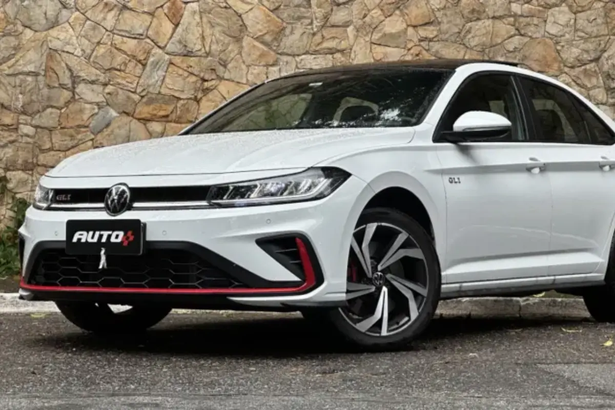 Volkswagen reduz preço do Jetta GLI em R$ 20 mil; esportivo agora custa R$ 258.490