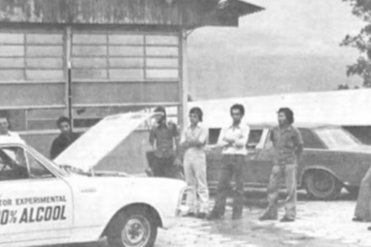 Primeiro carro 100% a álcool no Brasil foi criado por estudantes