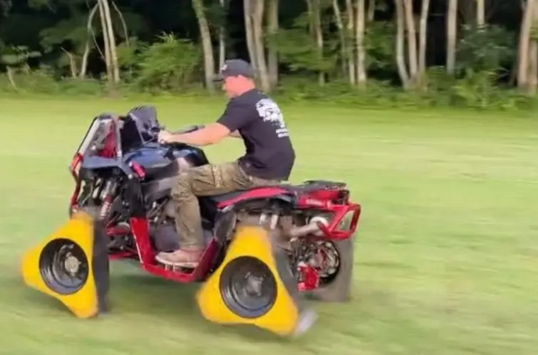 YouTuber viraliza ao testar “rodas” triangulares em quadriciclo