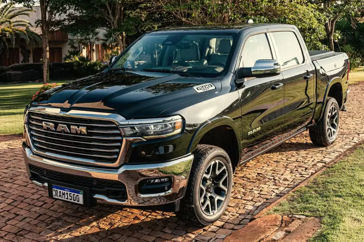 Ram confirma retorno do motor V8 Hemi à 1500 no Brasil em 2027