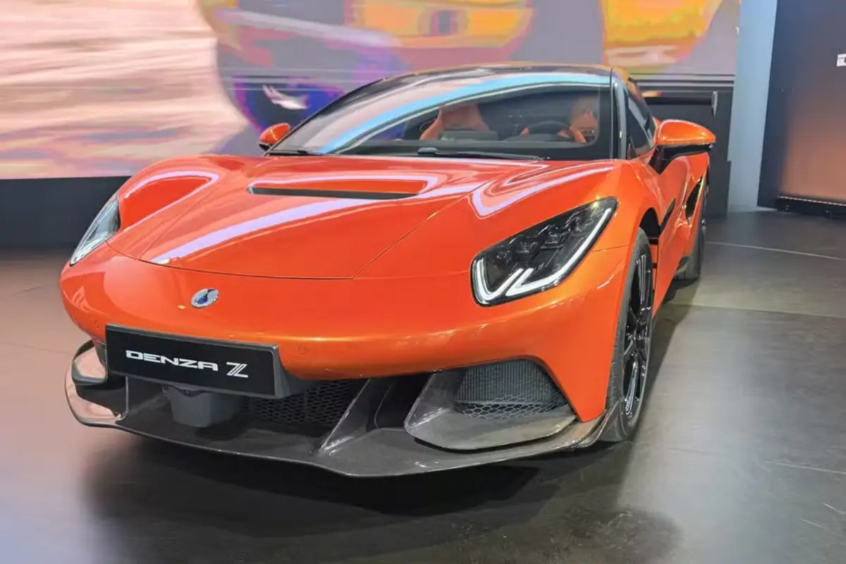 BYD apresenta Denza Z Racing, superesportivo de 1.604 cv que acelera de 0 a 100 km/h em menos de dois segundos
