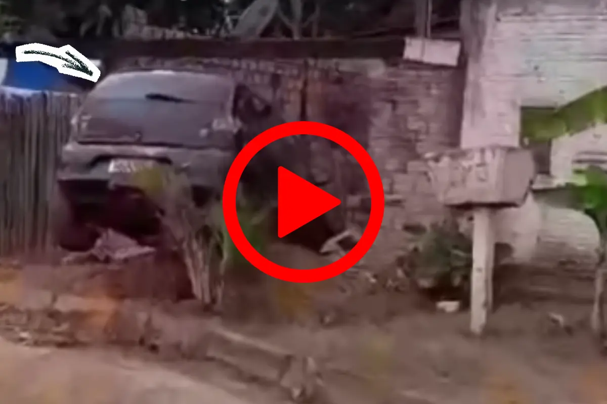 Motorista abandona Volkswagen Fox após destruir muro de residência na zona Sul de Porto Velho