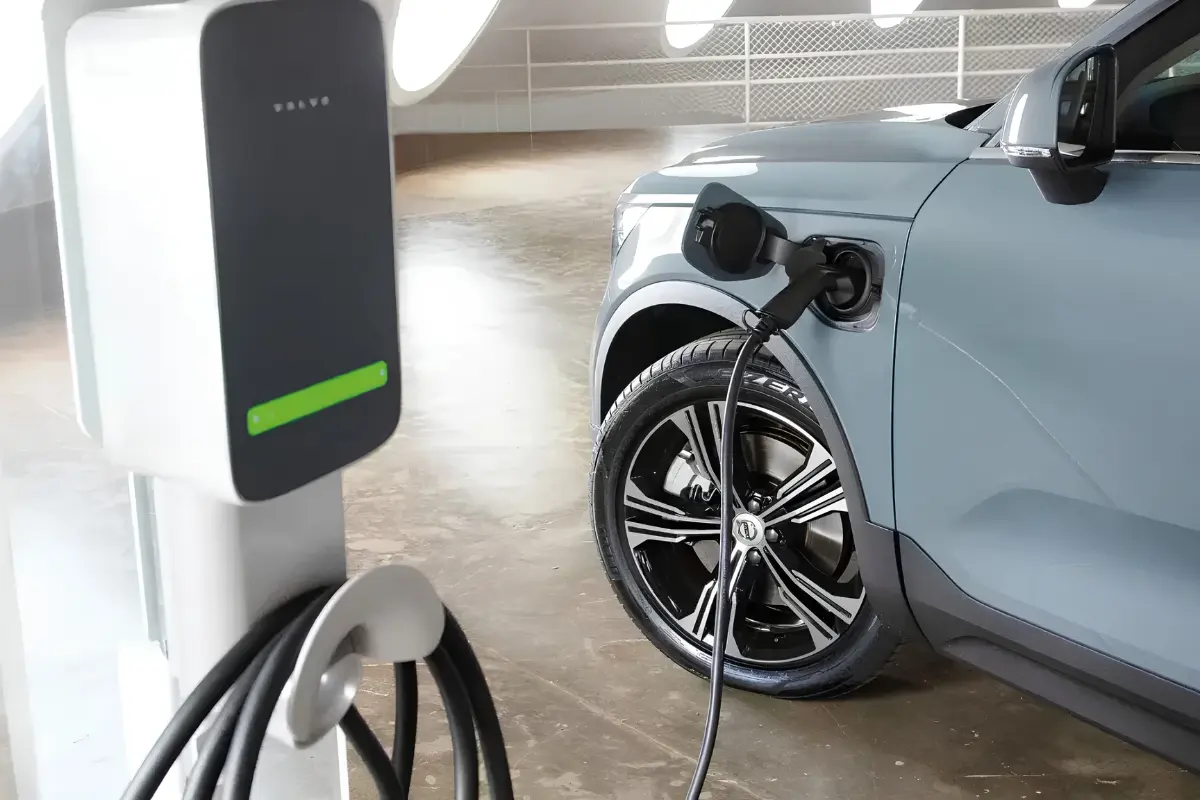 Quanto custa recarregar um carro elétrico em casa? Veja como calcular