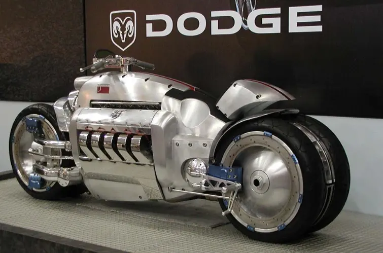 Dodge Tomahawk: a moto com motor de Viper e velocidade de até 560 km/h
