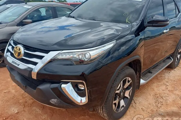 Leilão terá Hilux, SW4, Ranger e modelos híbridos com descontos de até 30%