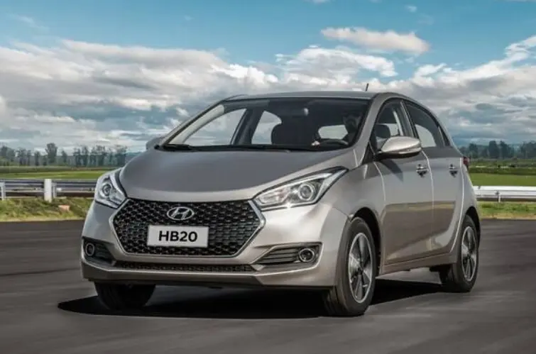 HB20 lidera buscas entre hatches usados por motoristas de aplicativo