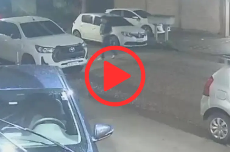 Vídeo flagra criminoso usando “Chapolin” para furtar dinheiro em caminhonete em Porto Velho