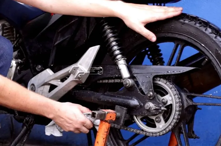 Bingool Motos anuncia queima de estoque com kit transmissão por menos de R$ 80