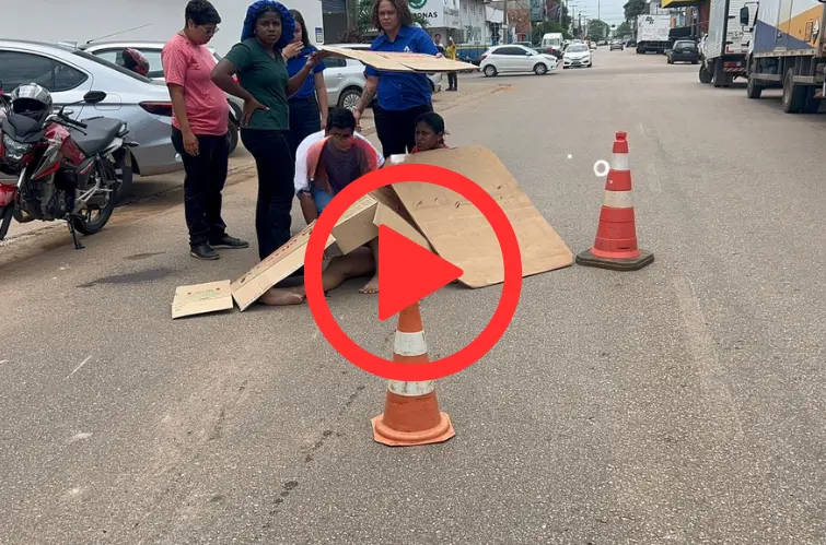 Motociclista tem pernas dilacerada em grave acidente  