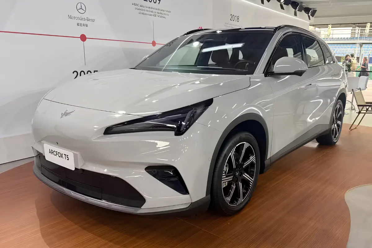 Baic confirma fábrica no Brasil e promete 10 novos carros até 2028