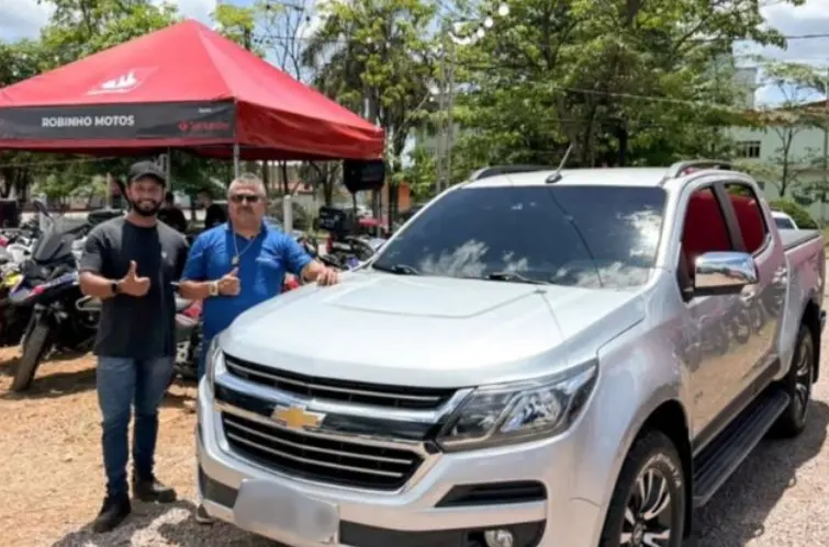 Feirão Black começa na Jorge Teixeira e reúne LevaCar e participação Rafael Veículos com condições especiais até domingo
