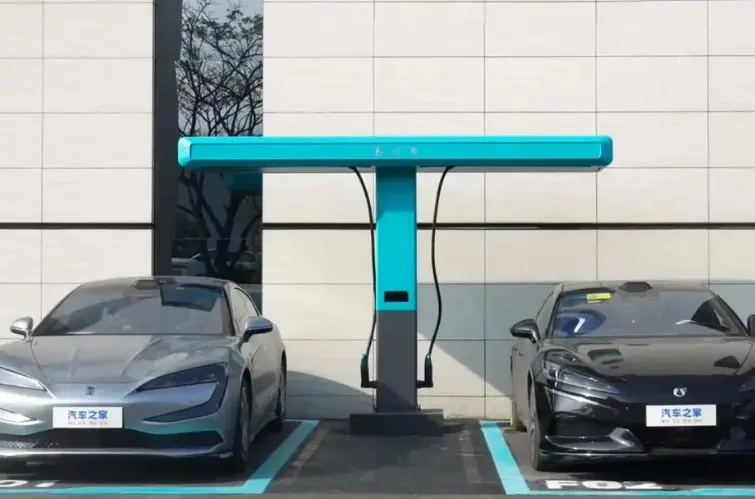 BYD promete instalar 1.000 carregadores que recarregam carros elétricos em até 5 minutos no Brasil