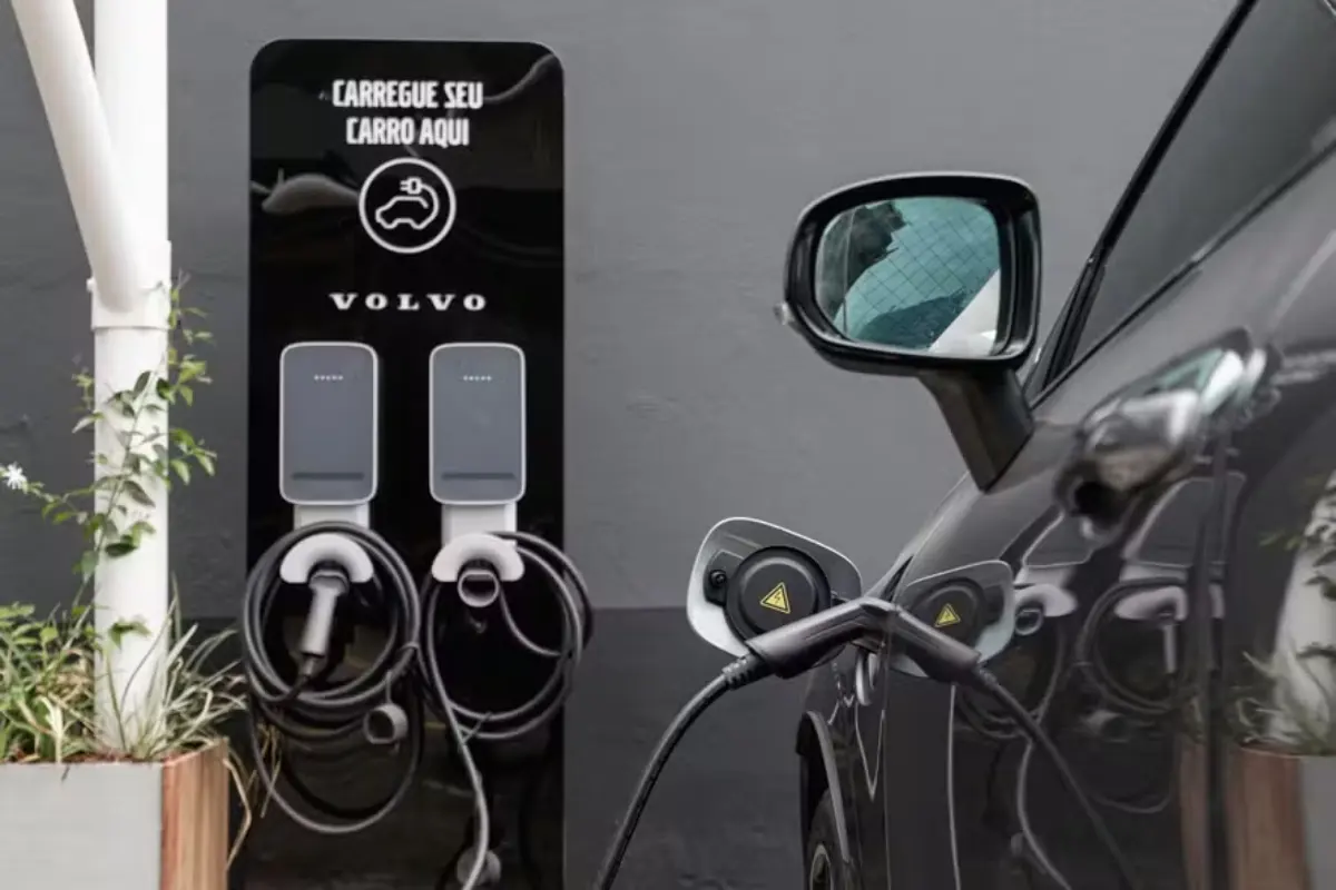 Conheça os melhores aplicativos para encontrar carregador de carro elétrico
