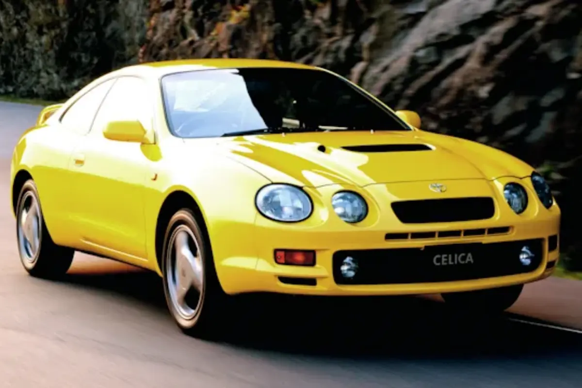 Toyota prepara retorno do Celica após mais de 20 anos com motor híbrido e tração integral