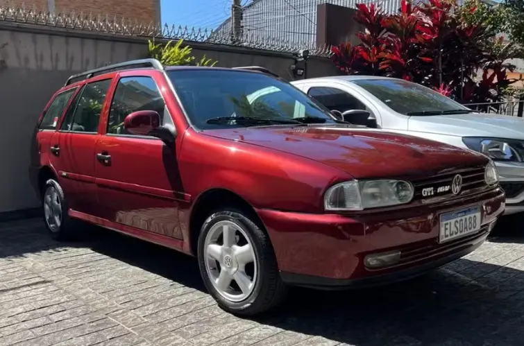 Volkswagen Parati GTI é rara perua esportiva anunciada por R$ 100 mil