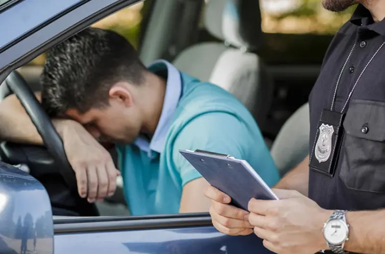 Detran tem prazo para comunicar uma multa ao motorista? Entenda