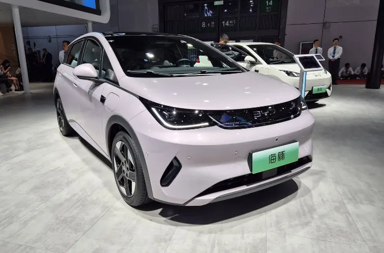 BYD Dolphin 2027 terá motor de 177 cv do Yuan Pro para versões GS e Plus 
